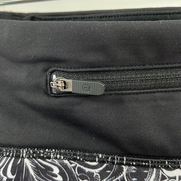 Lululemon Speed Up Short *2.5" Infinity Speed Up Short Alpine White Black/Black - Picture 4 of 6